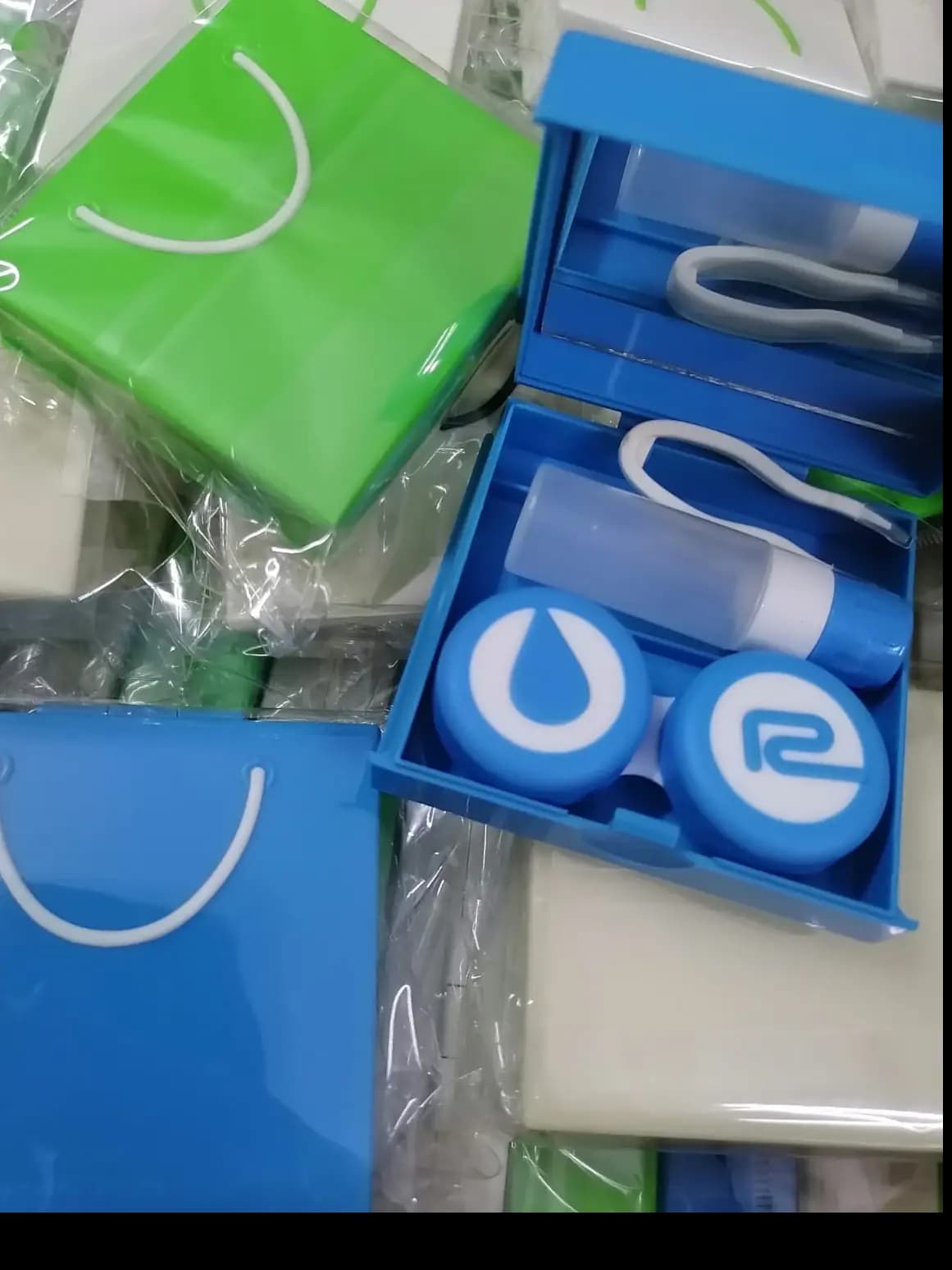 Stylish New Bag Style Travel Kit